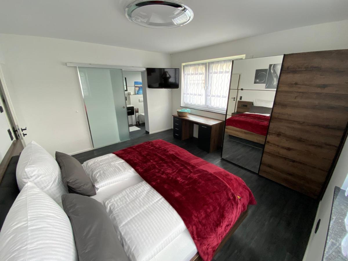 Apartments Saaldorf-Ferienhaus Mit 6 Apartments 45Qm-120Qm Direkt Am Thueringer Meer-Bleilochtalsperre Bad Lobenstein Luaran gambar
