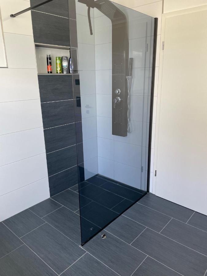 Apartments Saaldorf-Ferienhaus Mit 6 Apartments 45Qm-120Qm Direkt Am Thueringer Meer-Bleilochtalsperre Bad Lobenstein Luaran gambar