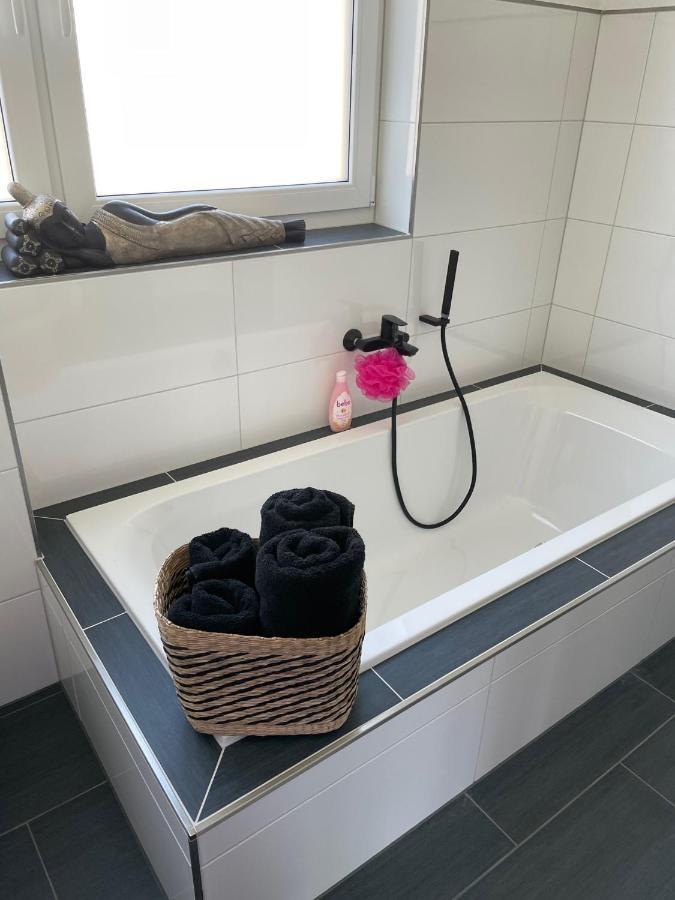 Apartments Saaldorf-Ferienhaus Mit 6 Apartments 45Qm-120Qm Direkt Am Thueringer Meer-Bleilochtalsperre Bad Lobenstein Luaran gambar