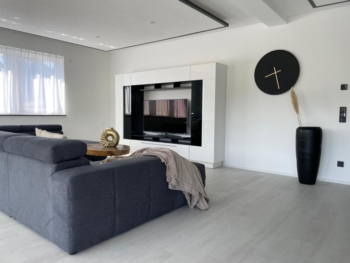 Apartments Saaldorf-Ferienhaus Mit 6 Apartments 45Qm-120Qm Direkt Am Thueringer Meer-Bleilochtalsperre Bad Lobenstein Luaran gambar