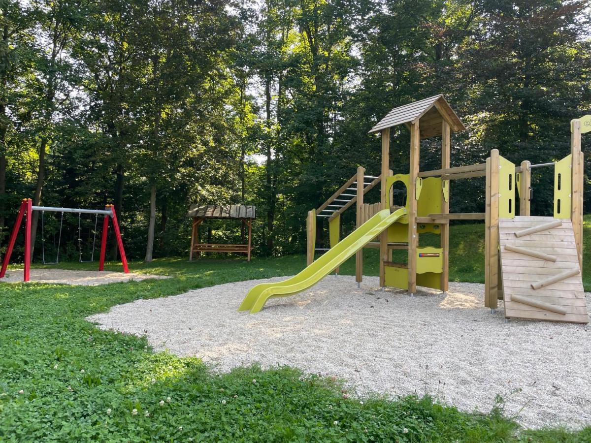 Apartments Saaldorf-Ferienhaus Mit 6 Apartments 45Qm-120Qm Direkt Am Thueringer Meer-Bleilochtalsperre Bad Lobenstein Luaran gambar